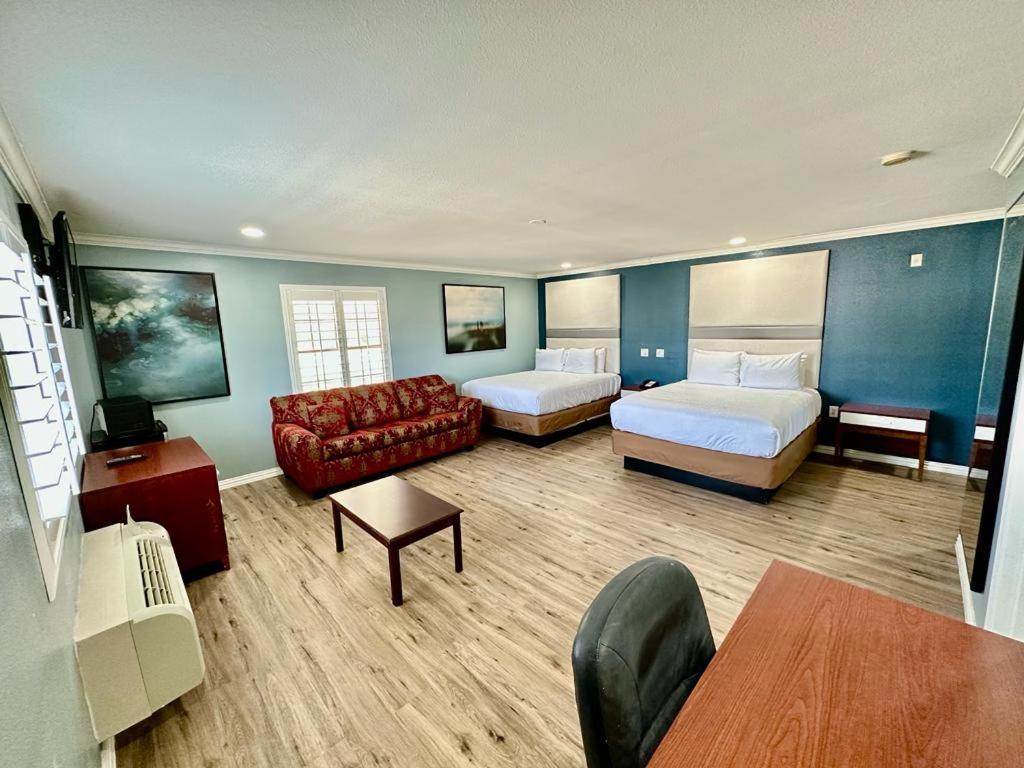 Executive Inn & Suites Магнолия Екстериор снимка